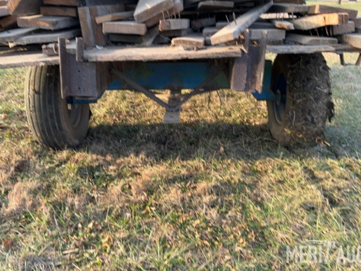 16ft.-hay-rack-on-running-gear-image-23