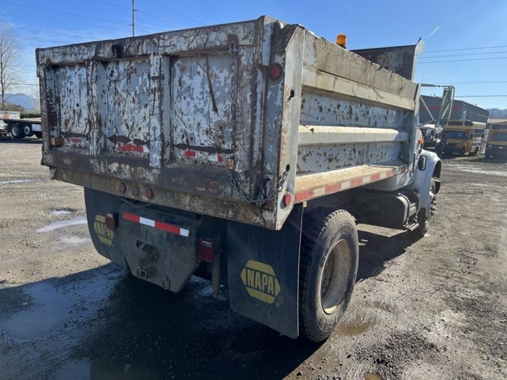 1996-international-4700-image-4