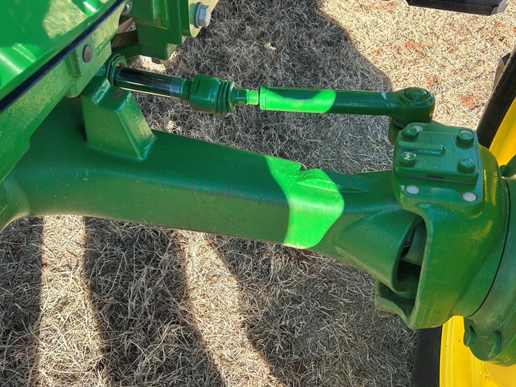 2020-john-deere-5100e-image-15