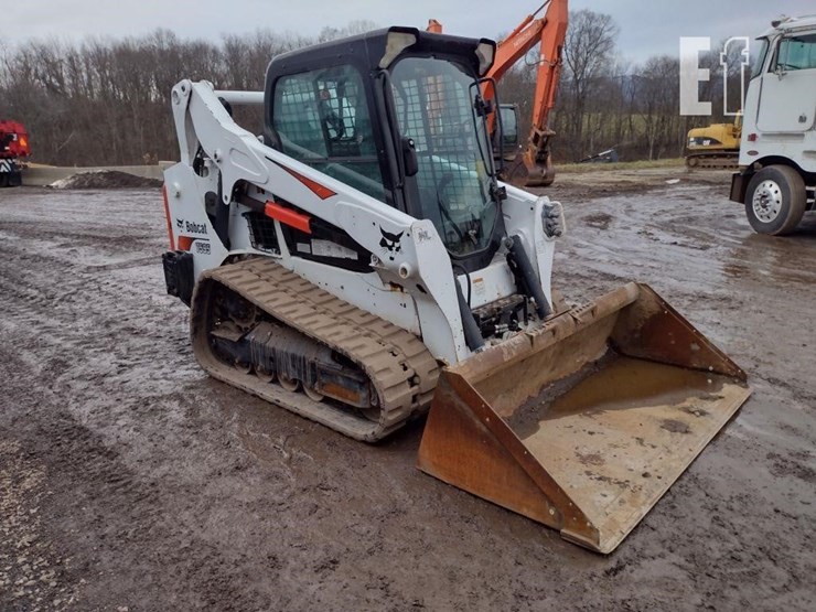 2017-bobcat-t595-image-40