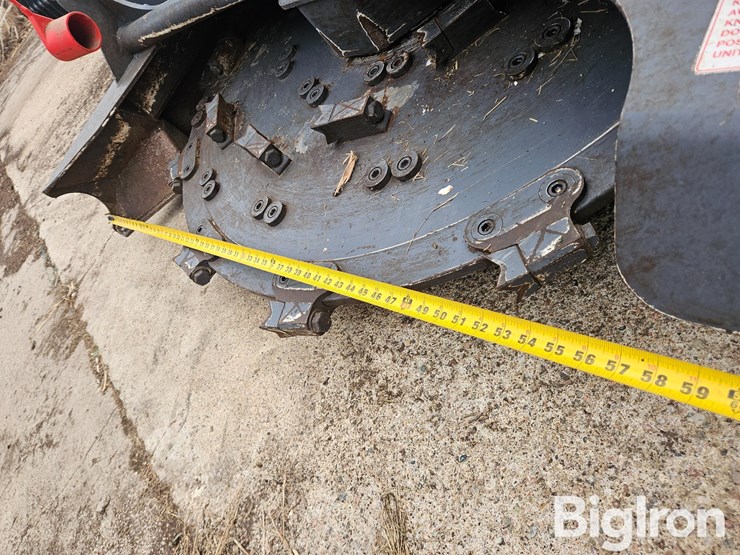 2022-loftness-bad-ax-60ba4-disc-mulcher-skid-steer-attachment-image-17