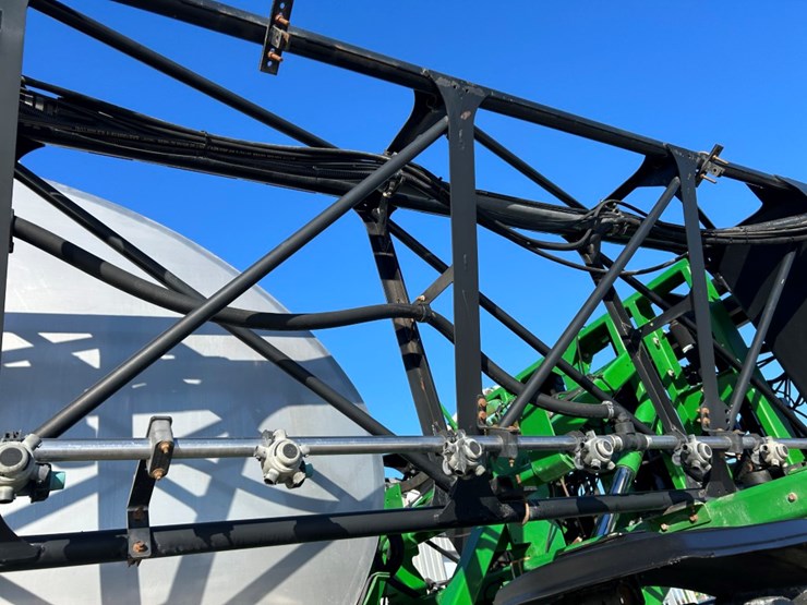 2013-john-deere-4940-image-36