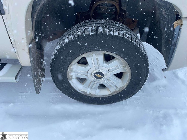 2012-chevrolet-silverado-1500-image-22