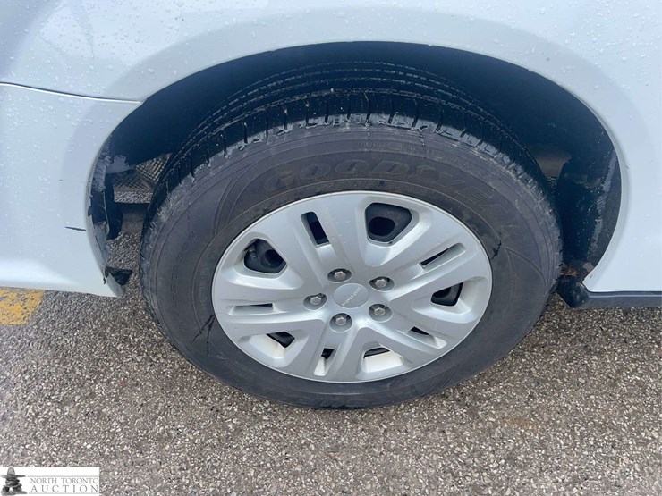 2020-dodge-grand-caravan-se-image-21