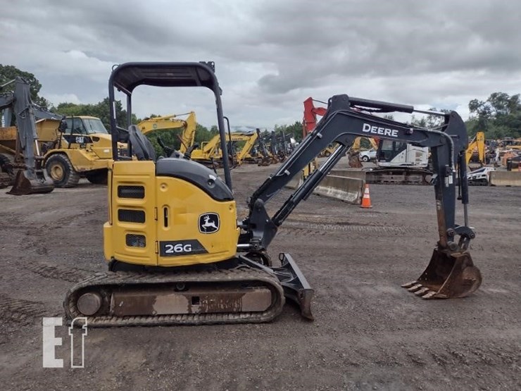 2022-deere-26g-image-3