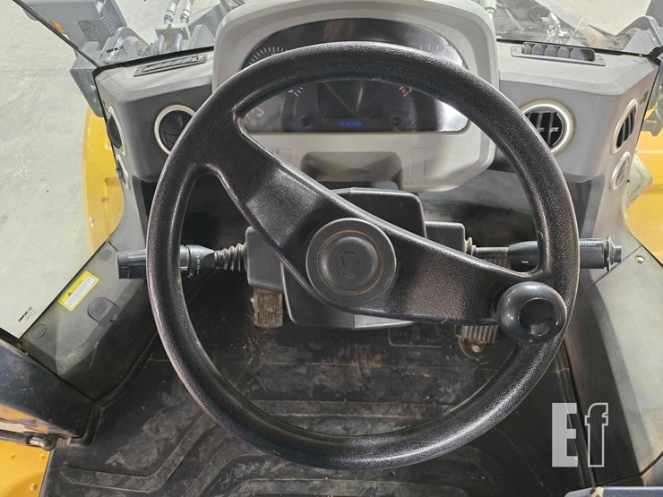 2022-xcmg-xc948u-image-13