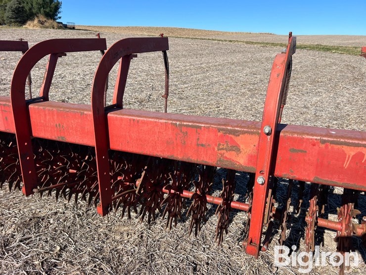 international-300-image-14