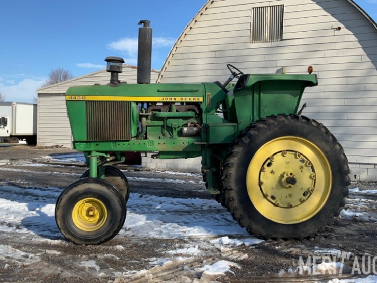 john-deere-4430-image-2