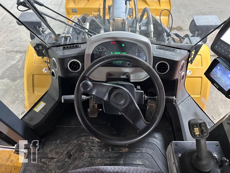 2021-xcmg-xc938u-image-17