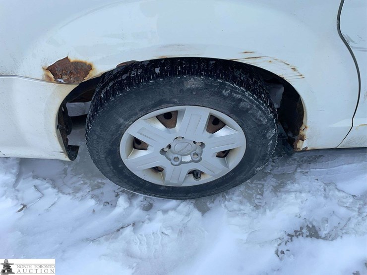 2011-dodge-grand-caravan-image-20