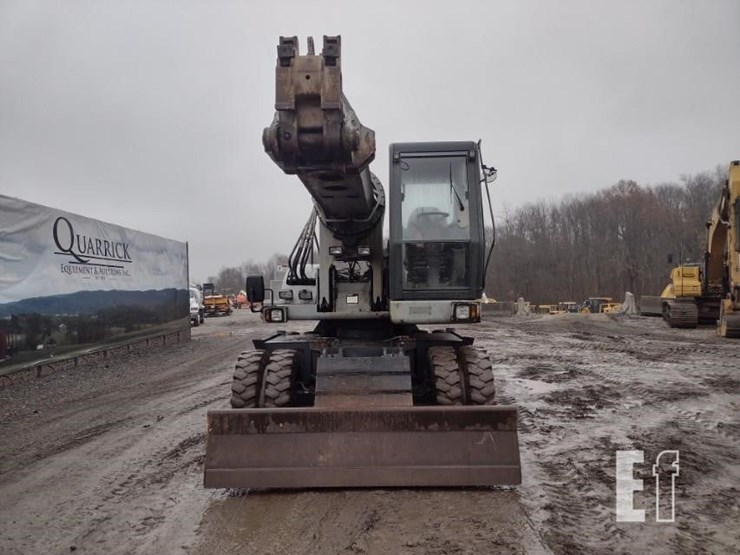 2005-gradall-xl3300-image-2