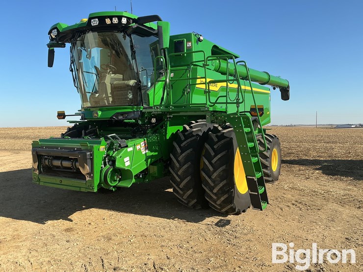 2025-john-deere-s7-800-image-1