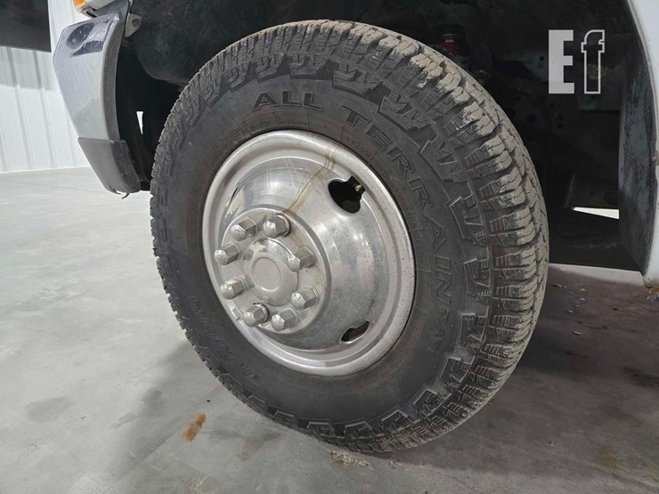 2004-ford-f350-image-18