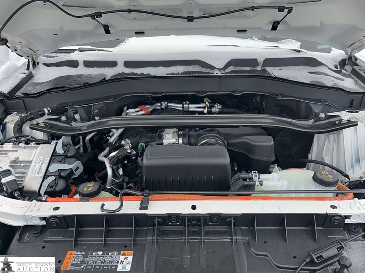 2025-ford-explorer-image-26