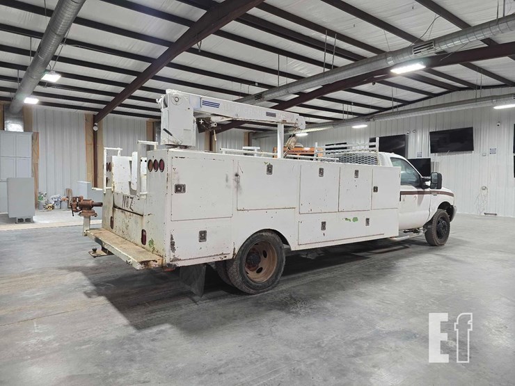 1999-ford-f550-image-3