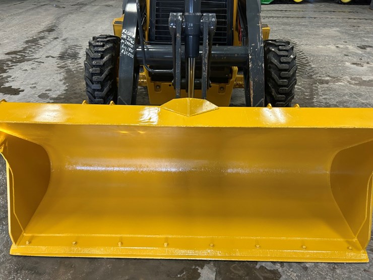 2021-deere-310sl-hl-image-7