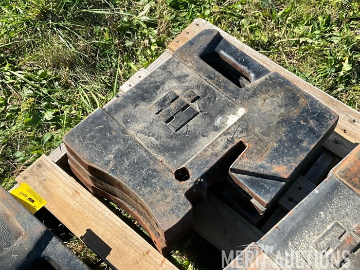 (3)-ih-suitcase-weights-image-8