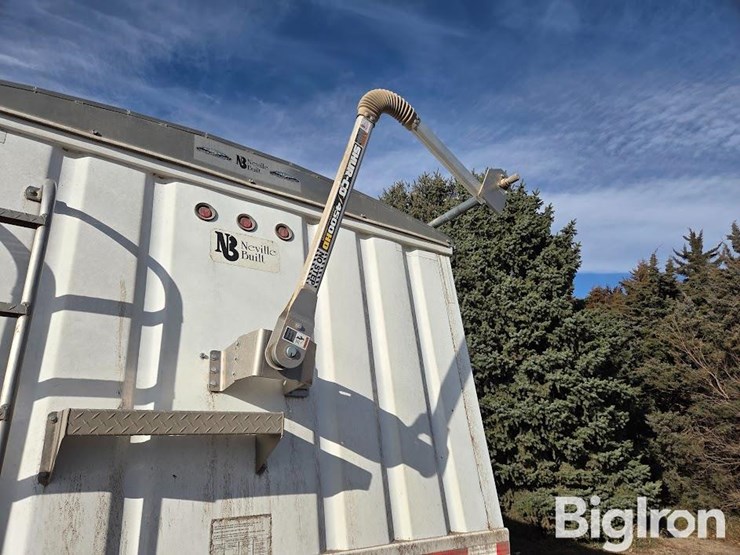 2010-neville-built-hopper-bottom-t/a-steel-grain-trailer-image-12