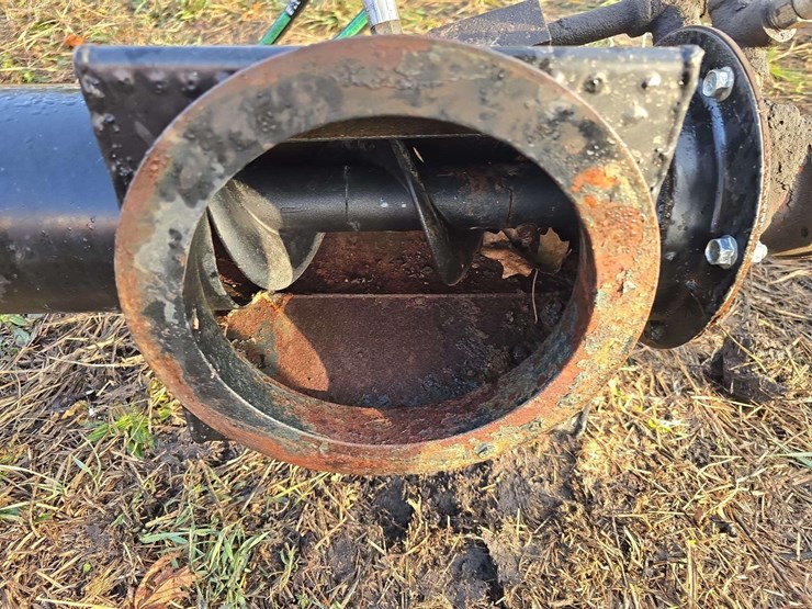 hyd-driven-seed-auger-14ft,-has-seed-tube-image-4