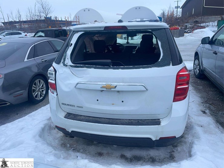 2017-chevrolet-equinox-image-3