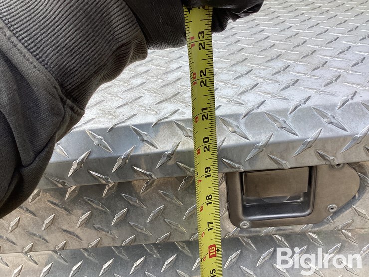 uws-tool-box-image-12