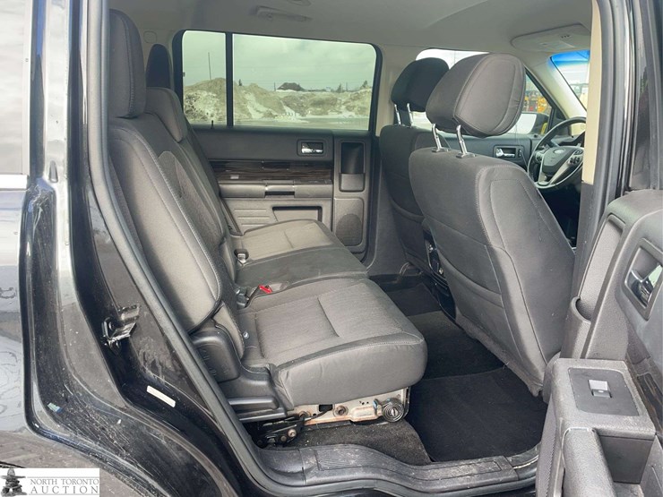 2013-ford-flex-image-25