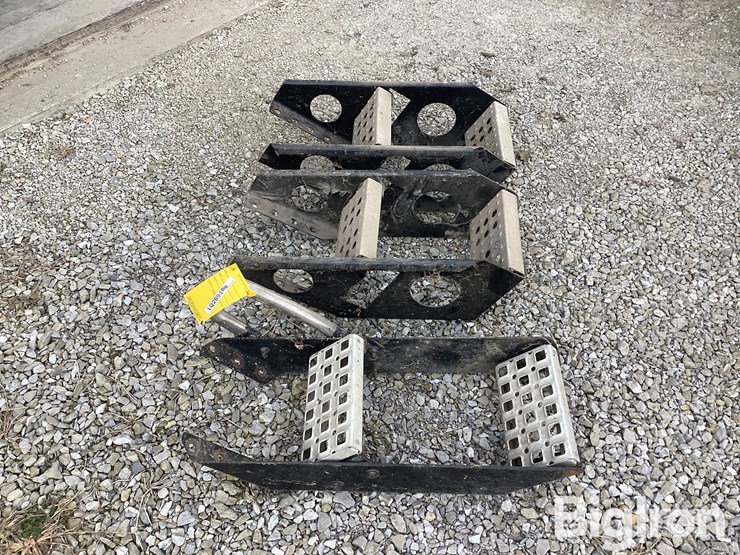 semi-side-steps-image-8