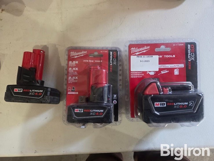 milwaukee-battery-operated-hand-tools-image-4