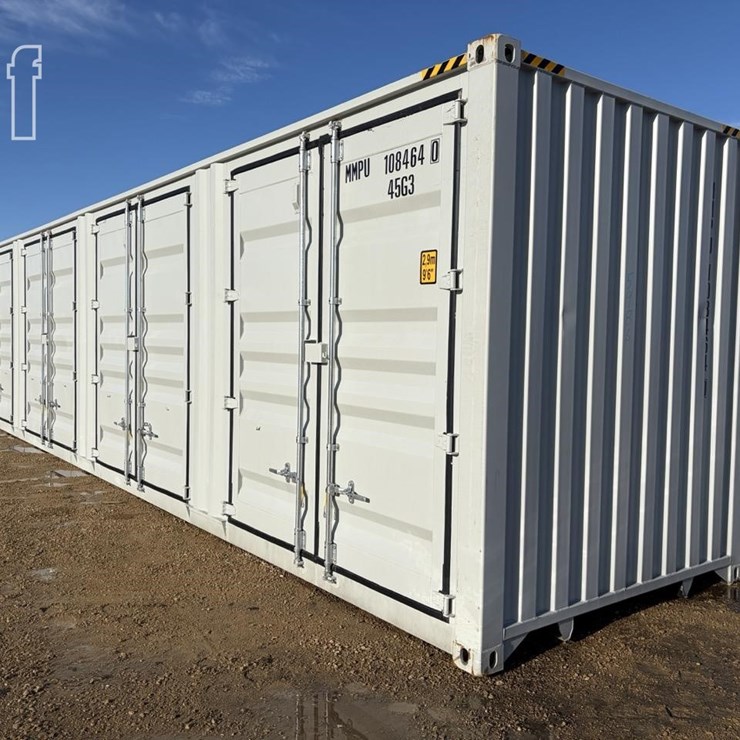 40 FOOT SHIPPING CONTAINER