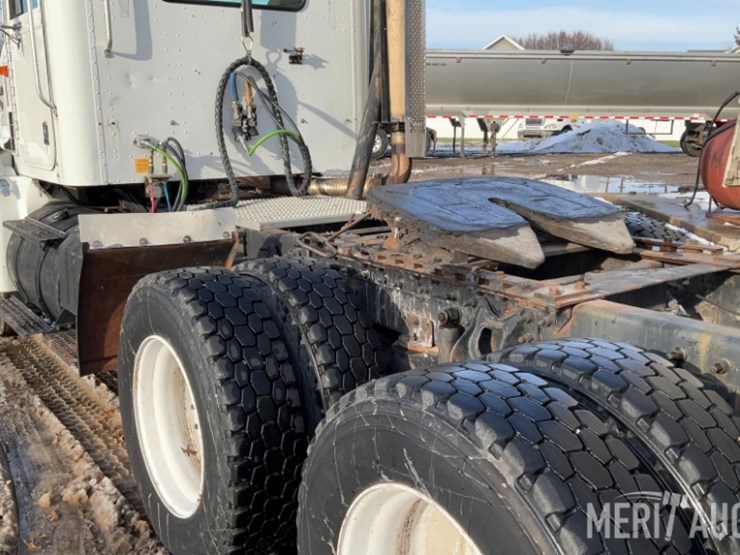 1999-international-9100-image-25