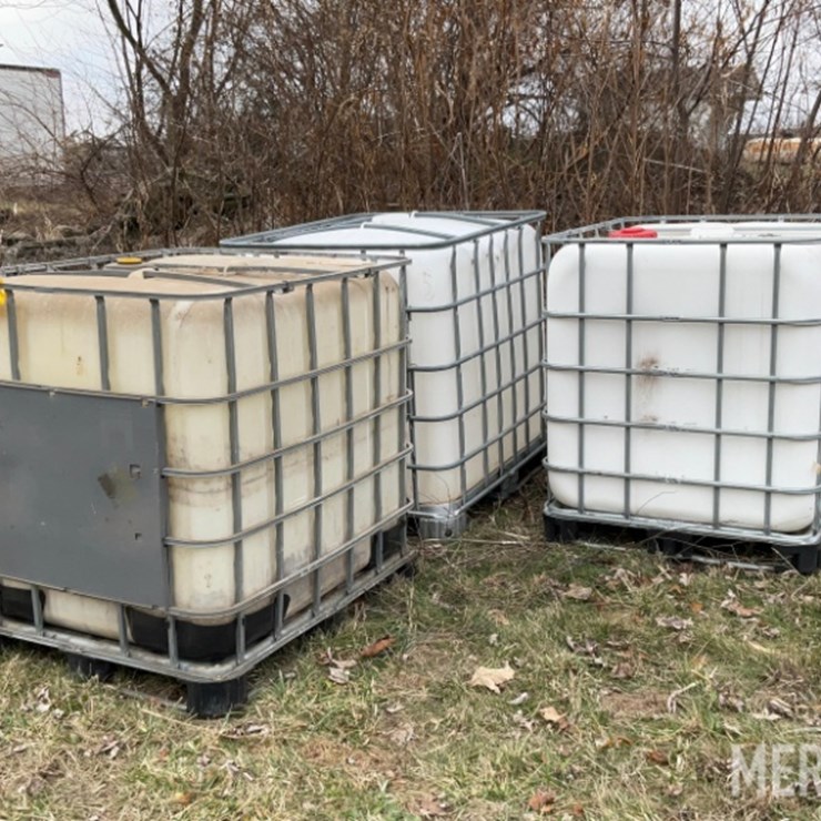 (3) 250 Gallon Poly Totes
