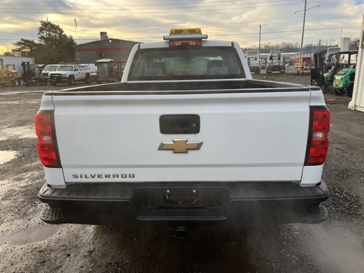 2016-chevrolet-silverado-1500-image-5