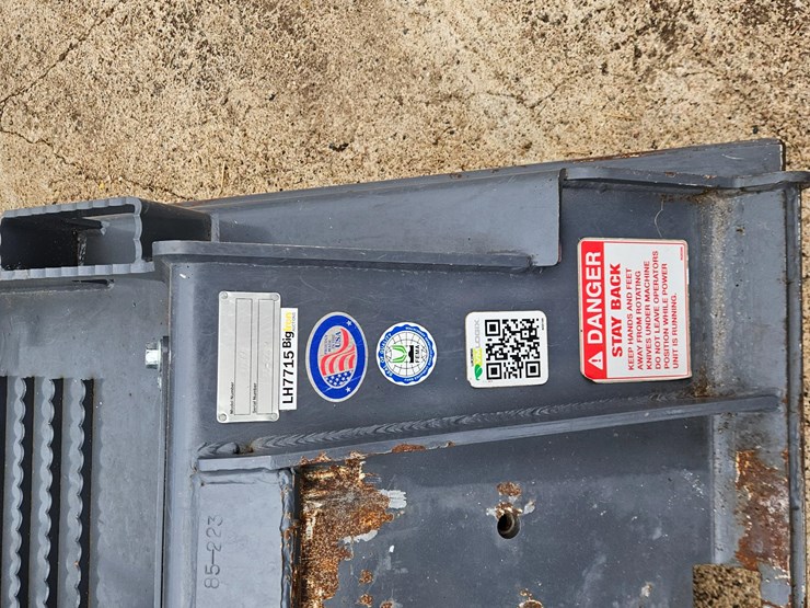 2022-loftness-bad-ax-60ba4-disc-mulcher-skid-steer-attachment-image-11