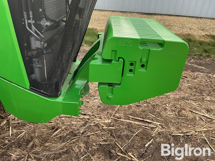 2024-john-deere-8r-370-image-18