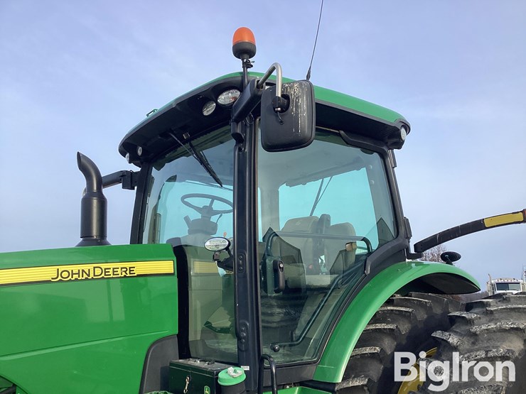 2014-john-deere-8320r-image-15