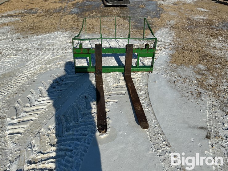 2013-frontier-4'-euro-mount-pallet-forks-image-2