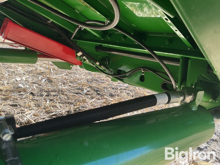 2025-john-deere-s7-800-image-19