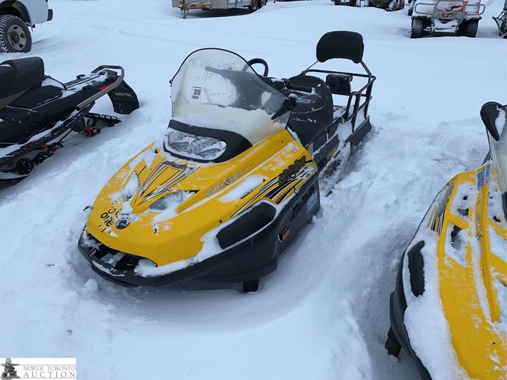 2010-ski-do-skandic-image-2