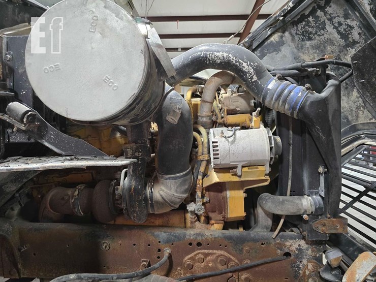 1995-ford-la9000-image-25