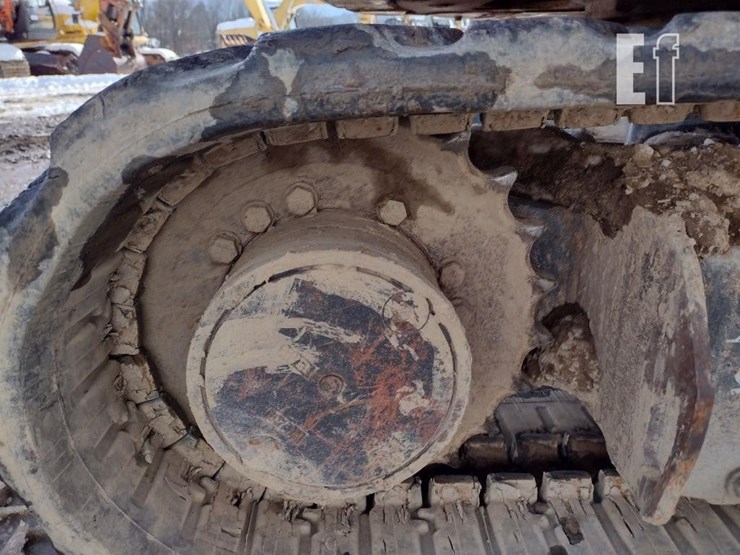 2013-deere-35d-image-35