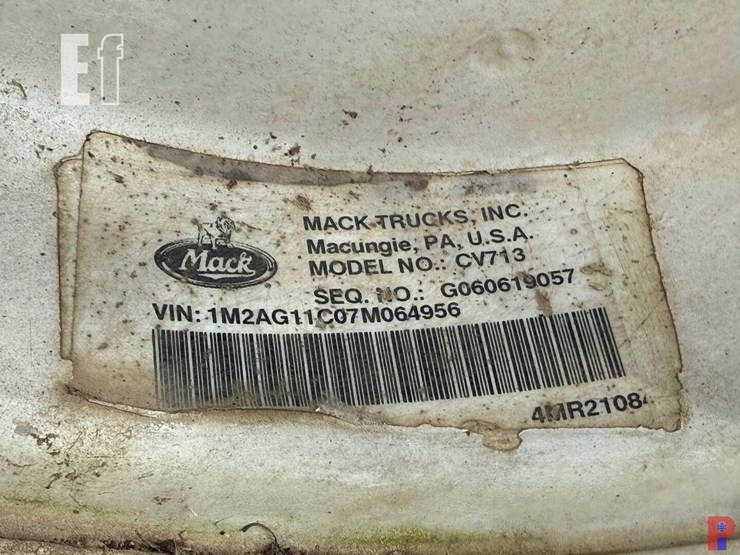 2007-mack-granite-cv713-image-29