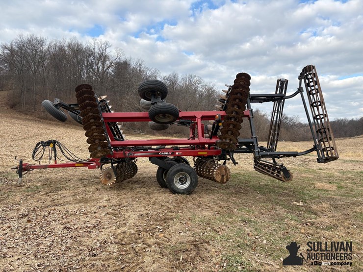 2012-case-ih-330-image-8