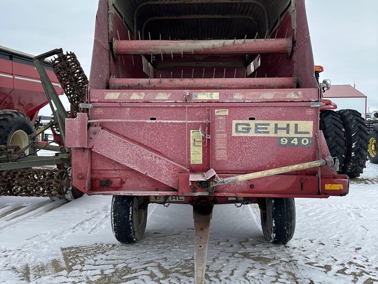 gehl-940-image-2