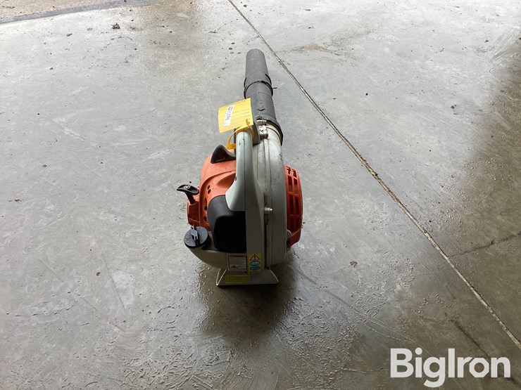stihl-bg-56c-leaf-blower-image-6