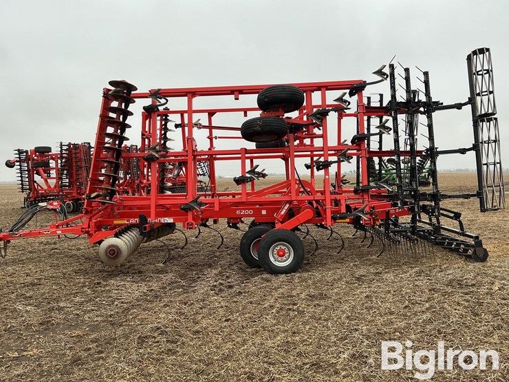 2013-kuhn-krause-6200-27-image-8