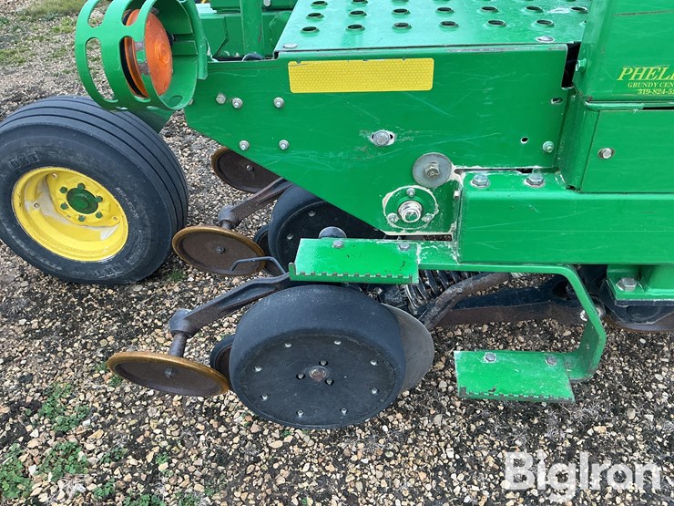 1999-john-deere-1560-image-16