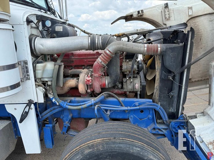 2007-peterbilt-378-image-17