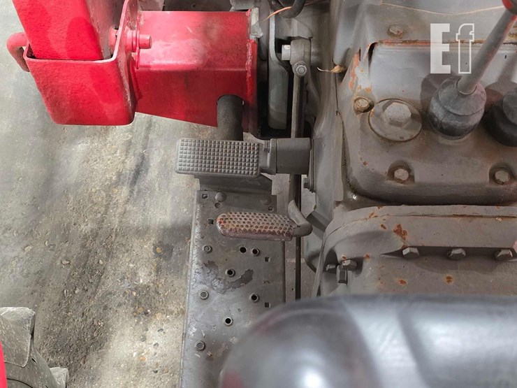 massey-ferguson-245-image-10