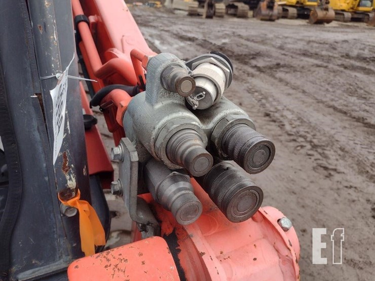 2019-kubota-svl95-2s-image-17