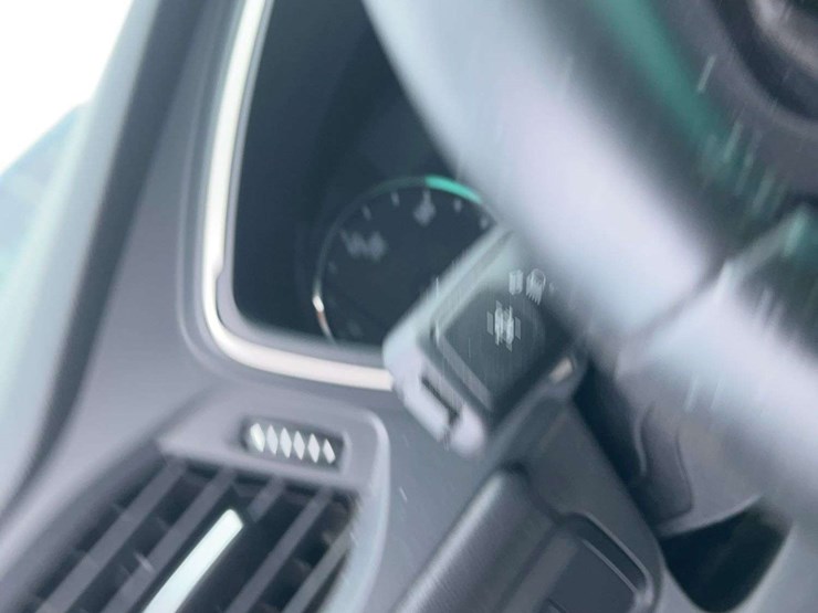 2022-ford-escape-se-image-19